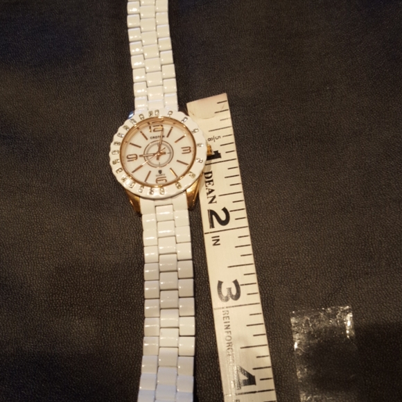 Croton Swiss Watch, EUC - Picture 8 of 8